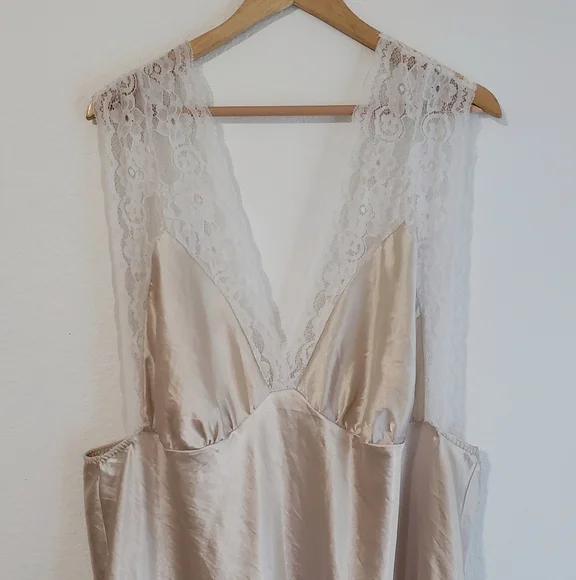 Satin and Lace Slip Nightgown Chemise 5XL Nude Beige - Picture 2 of 12